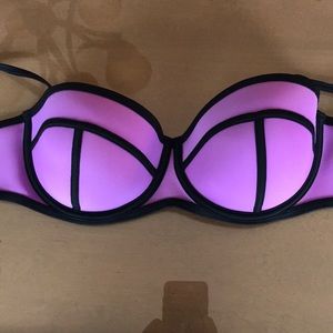 Triangl bathing suit top